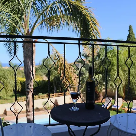 Villa Pandora Villas *
